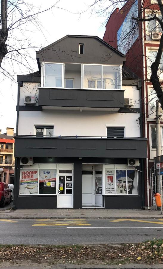 Duga Apartmani Крагуевац Екстериор снимка