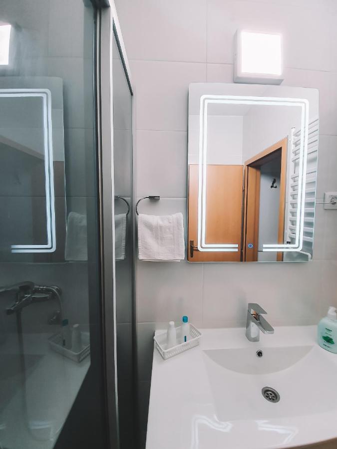 Duga Apartmani Крагуевац Екстериор снимка