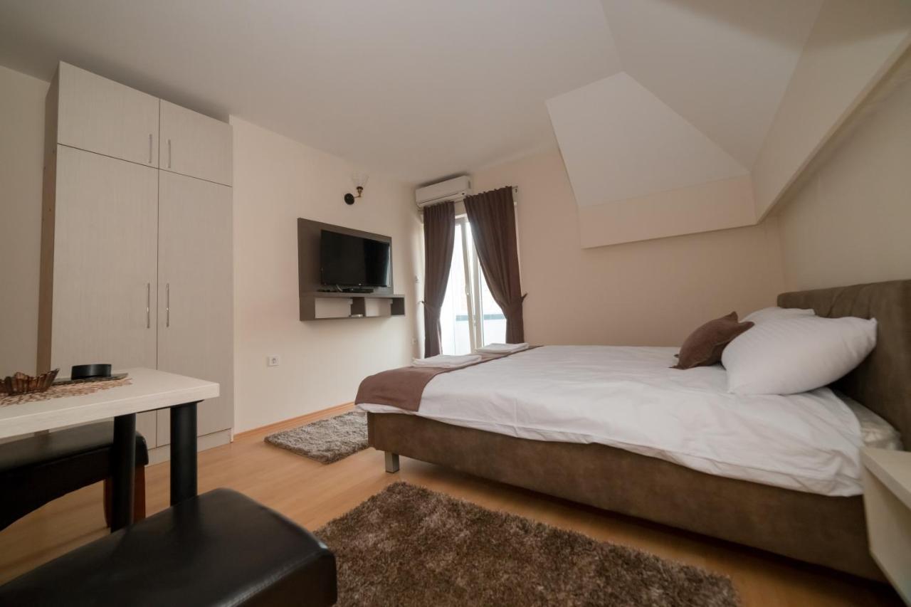 Duga Apartmani Крагуевац Екстериор снимка