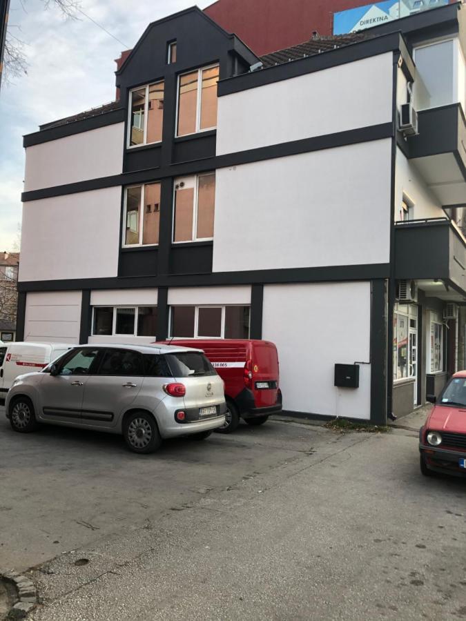 Duga Apartmani Крагуевац Екстериор снимка
